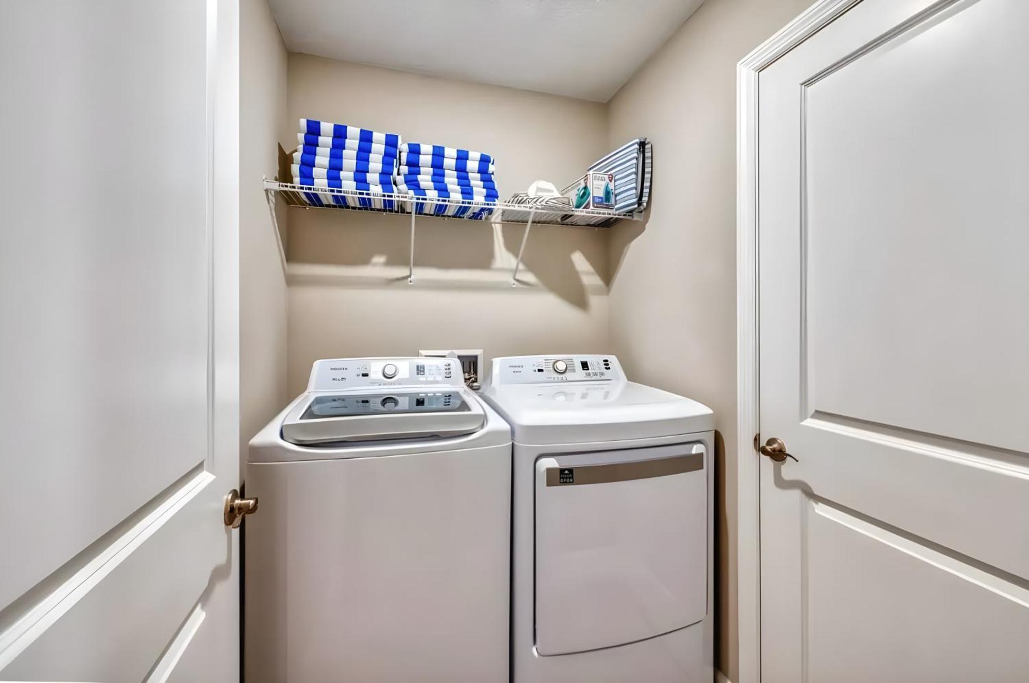 Super Spacious W Private Pool Themed Beds Holiday home