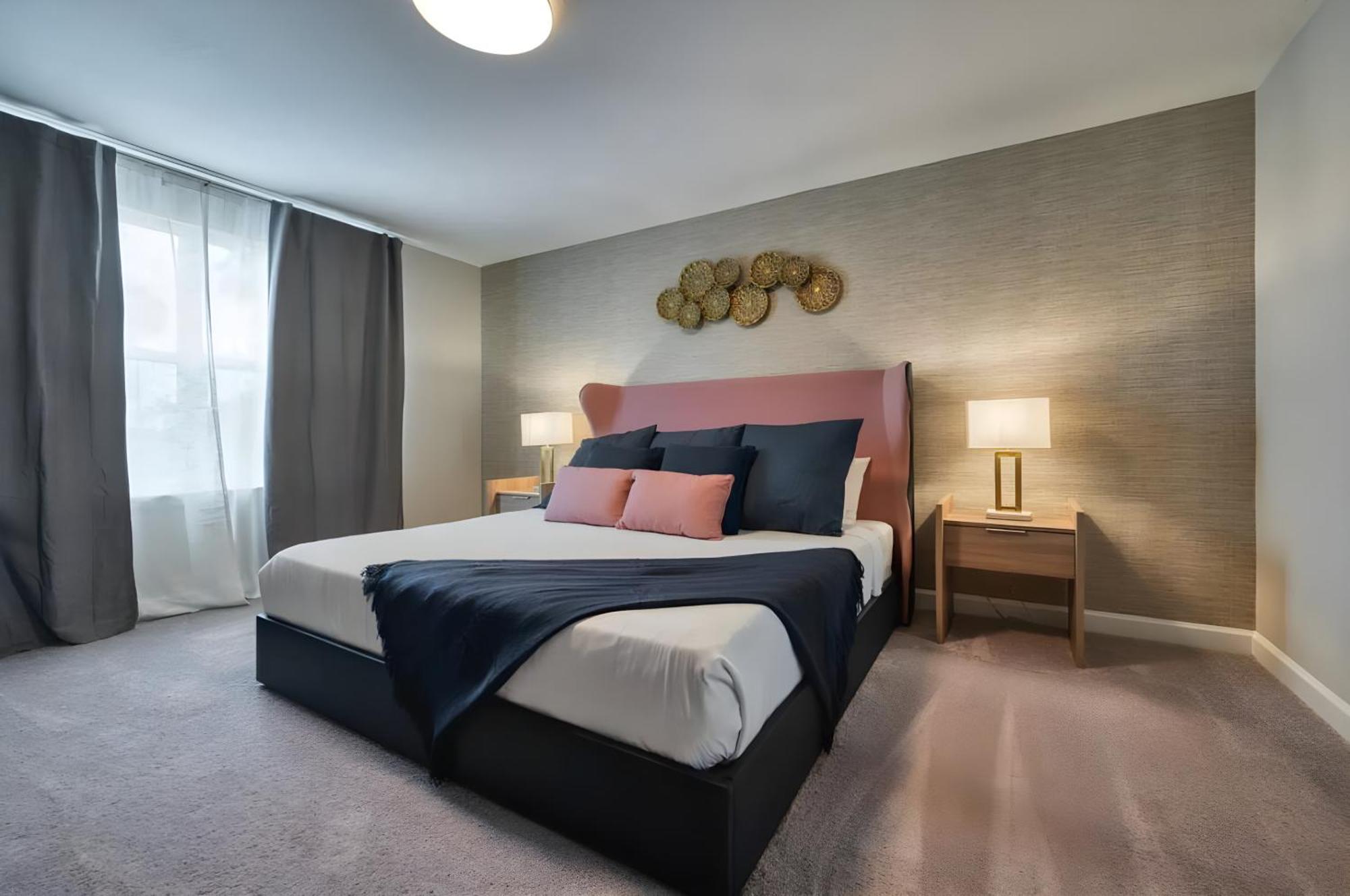 Super Spacious W Private Pool Themed Beds Holiday home