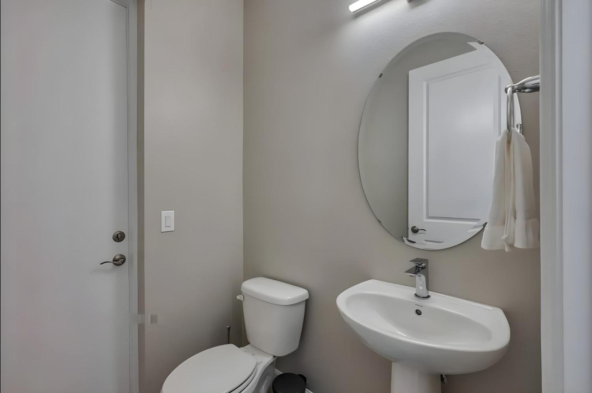 Holiday home Super Spacious W Private Pool Themed Beds
