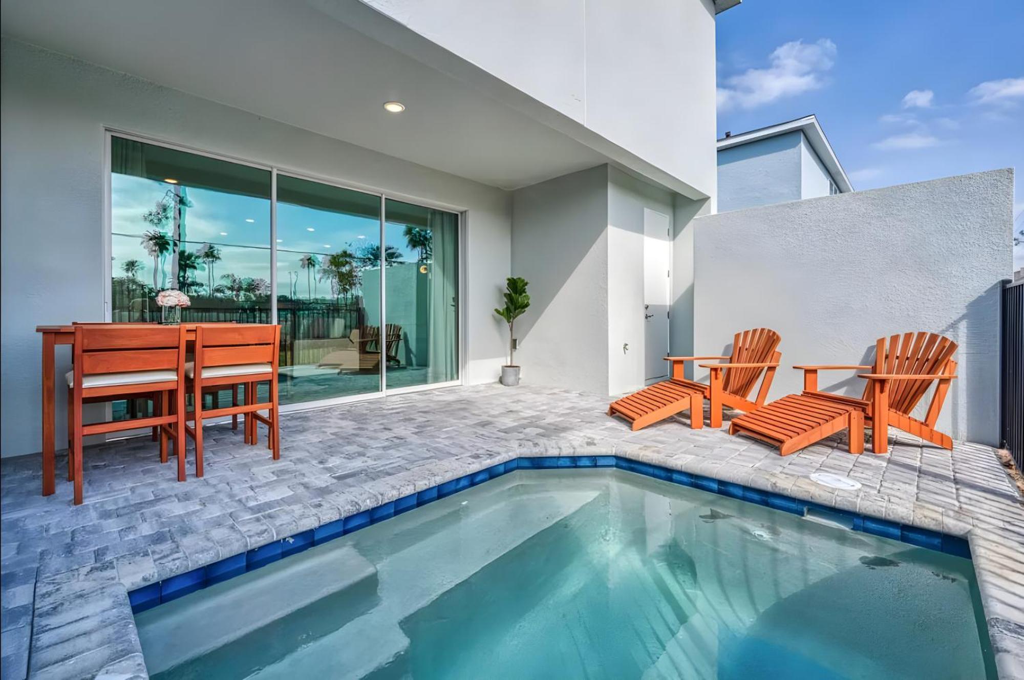 Super Spacious W Private Pool Themed Beds Holiday home Orlando