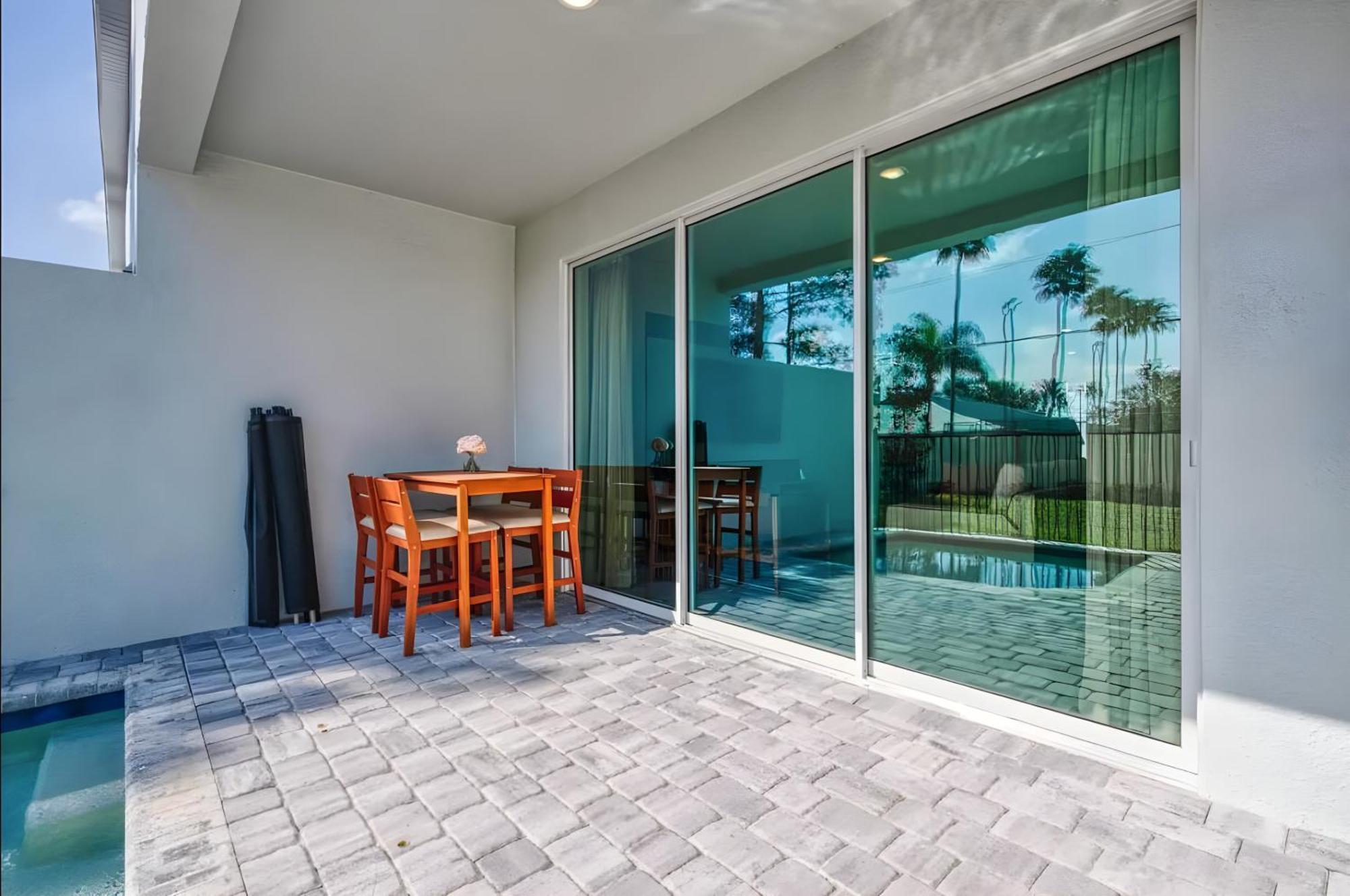Holiday home Super Spacious W Private Pool Themed Beds