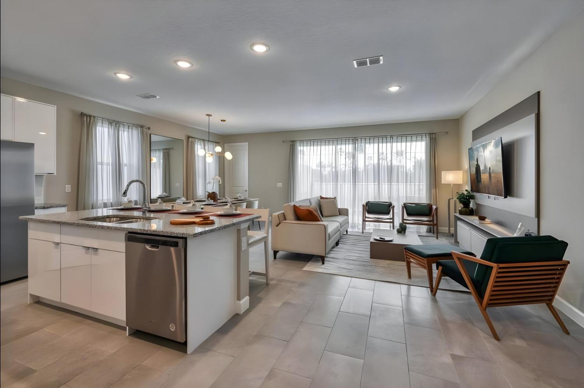 Super Spacious W Private Pool Themed Beds * Orlando