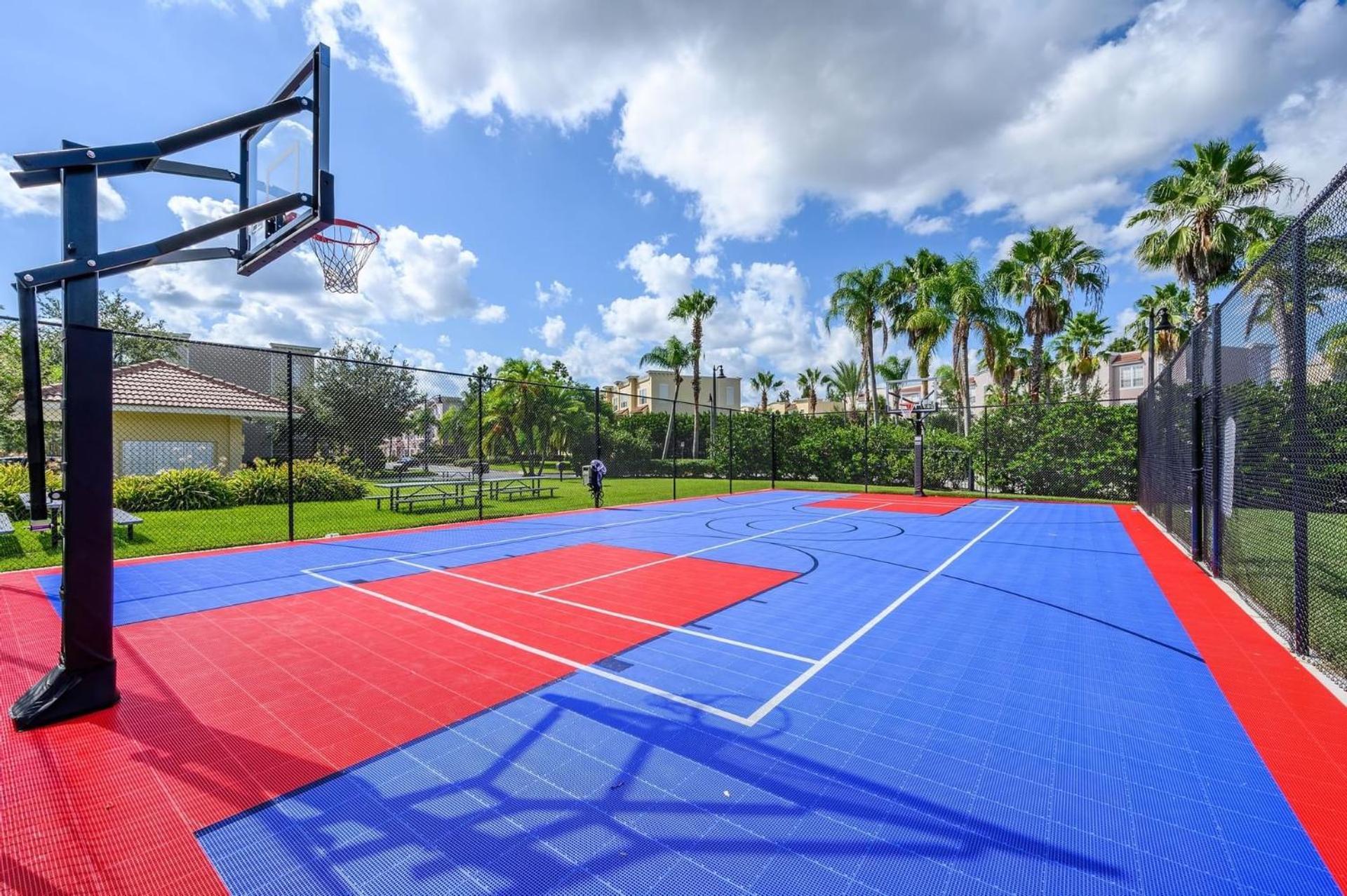 3 Bedrooms- 2 Bathrooms- Vista Cay 4024-203 Bd
