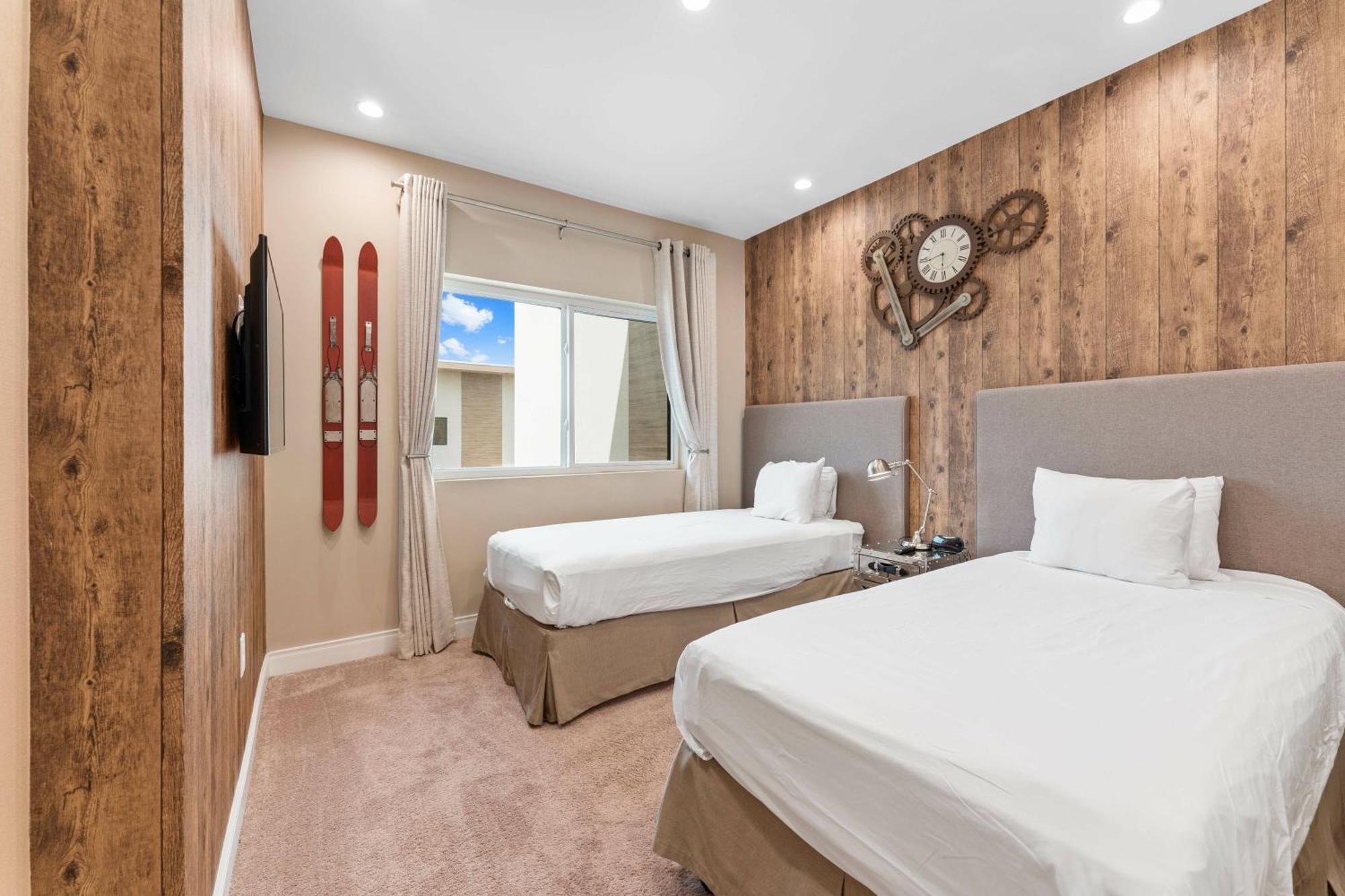 7594 Magic Village 3suites 6guets 8 Min Holiday home Orlando