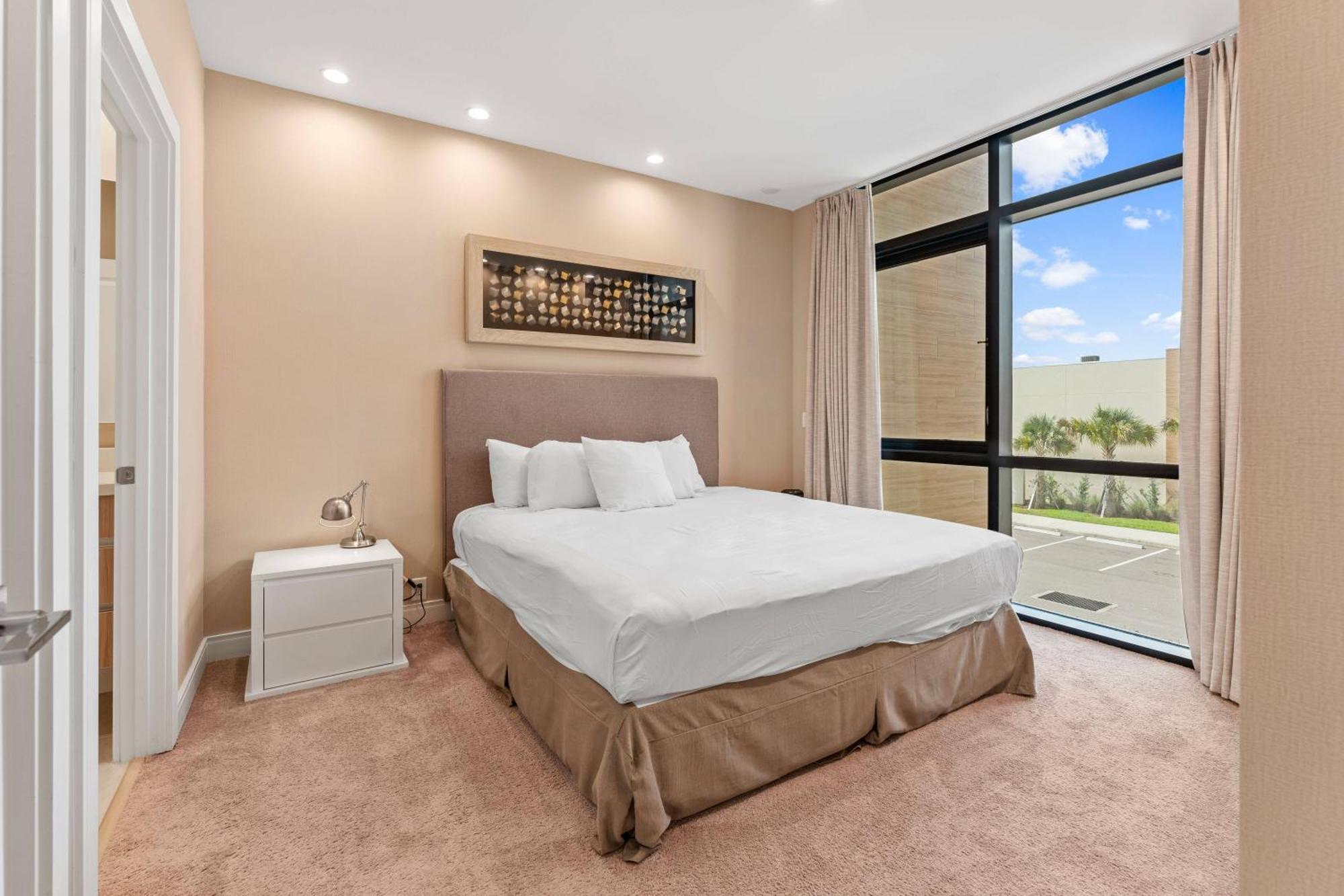 7594 Magic Village 3suites 6guets 8 Min * Orlando