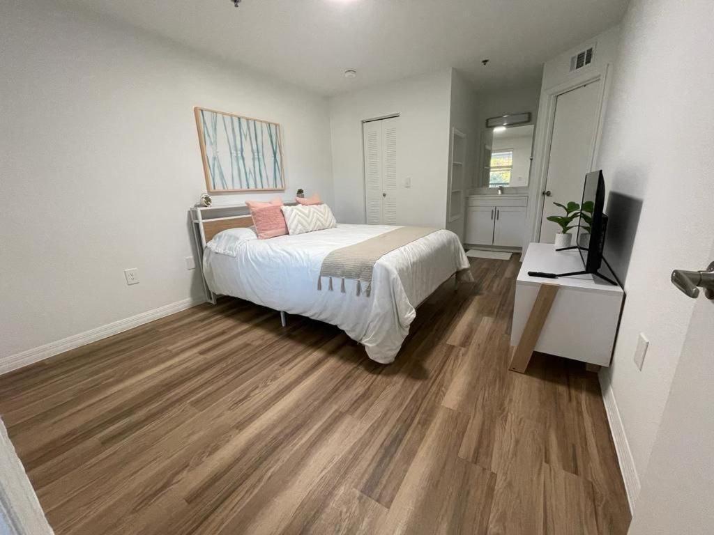 Apartment Great Close Spring