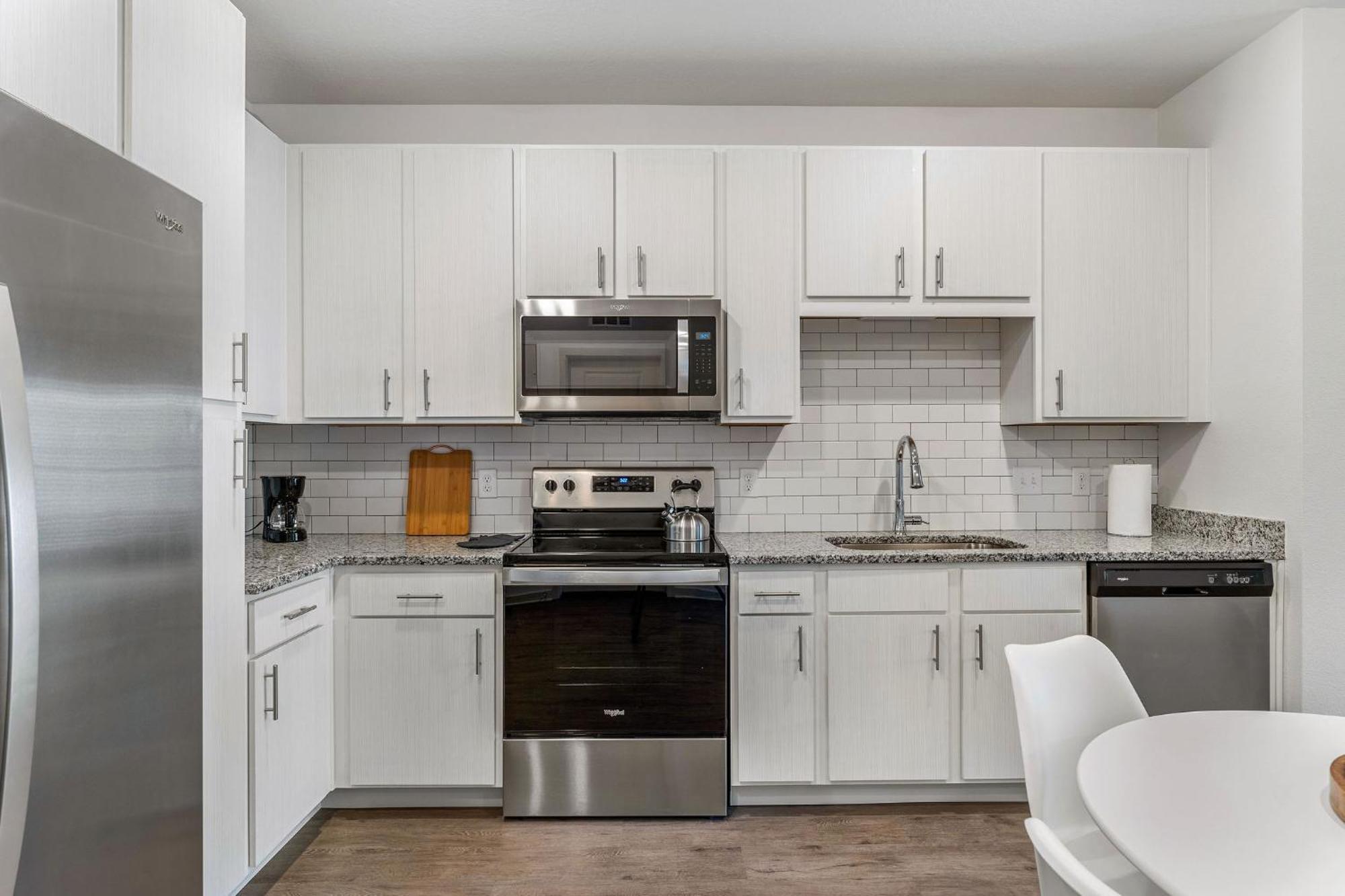 Complete Lush 10 Min To Parks Pets Allowed, Resort-style Amenities Orlando