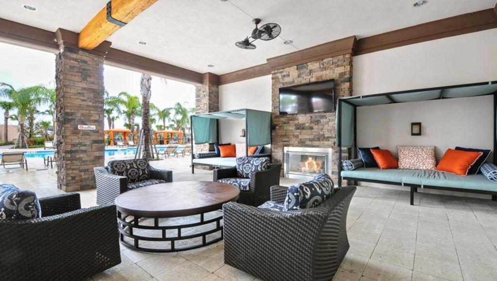 5 Bedrooms - 4,5 Bathrooms - Solterra 4618 Td Orlando