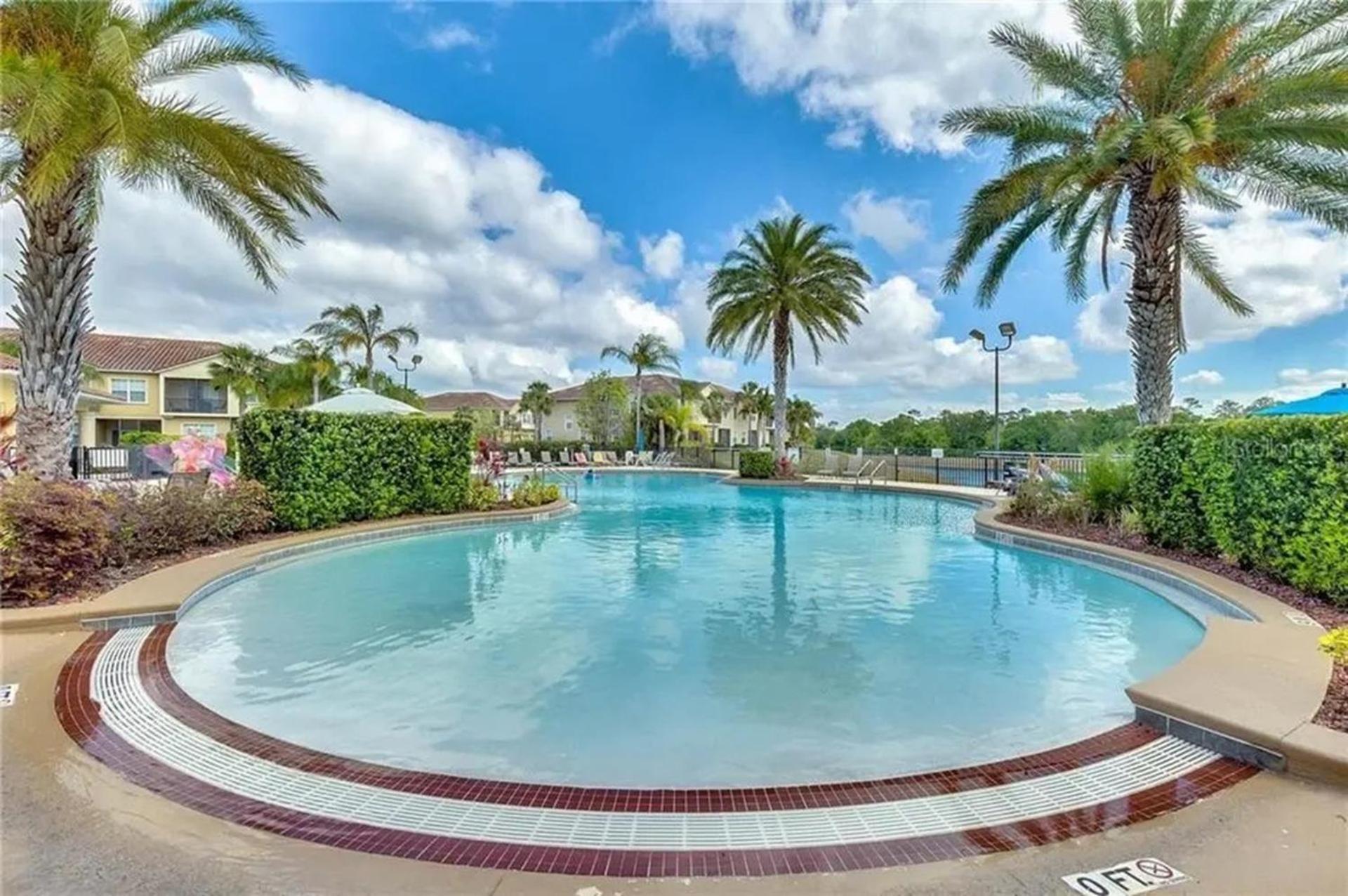 Quiet W/ Balcony ~ 2 Miles To World! Holiday home Orlando