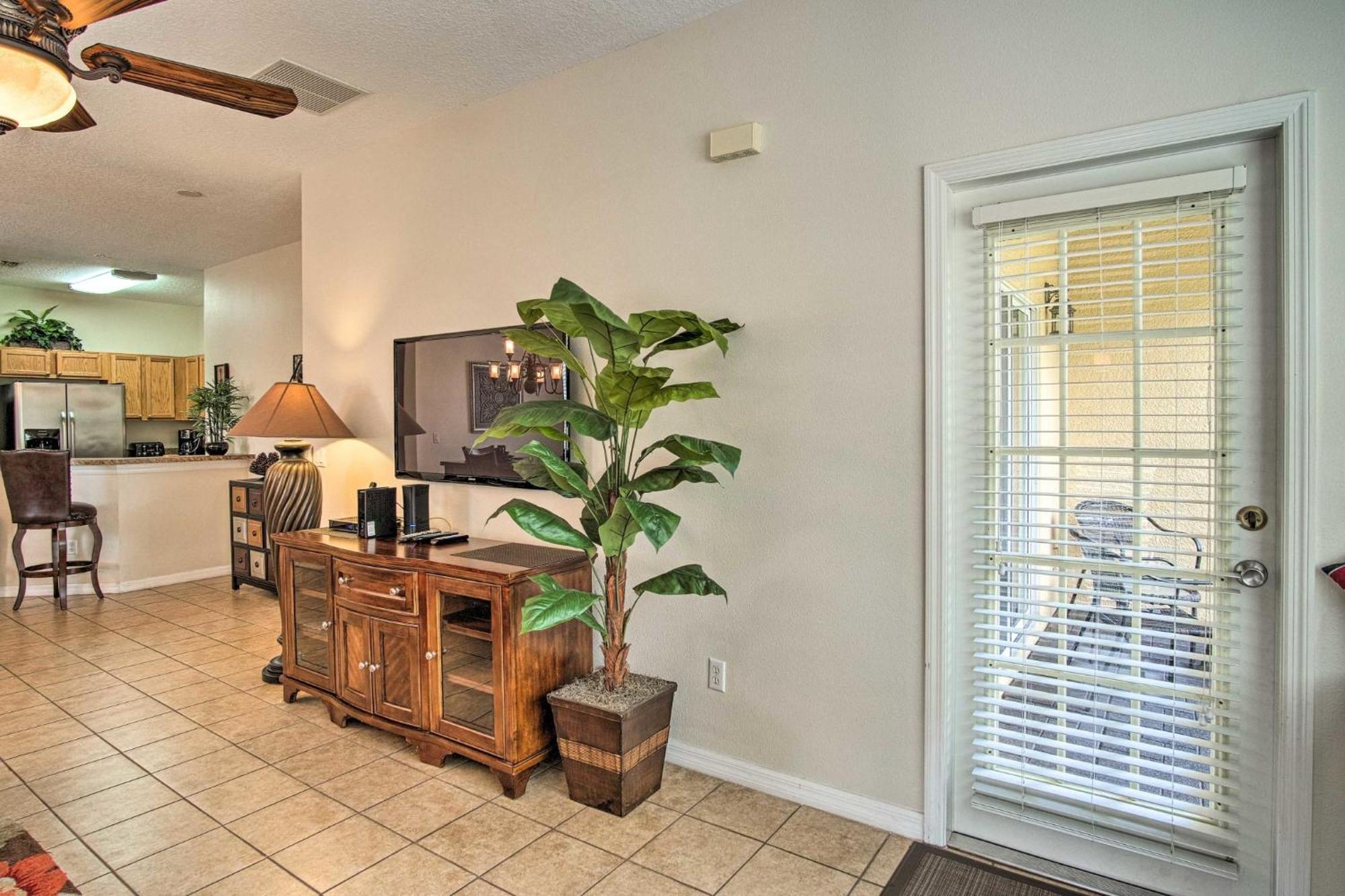 Quiet W/ Balcony ~ 2 Miles To World! Orlando