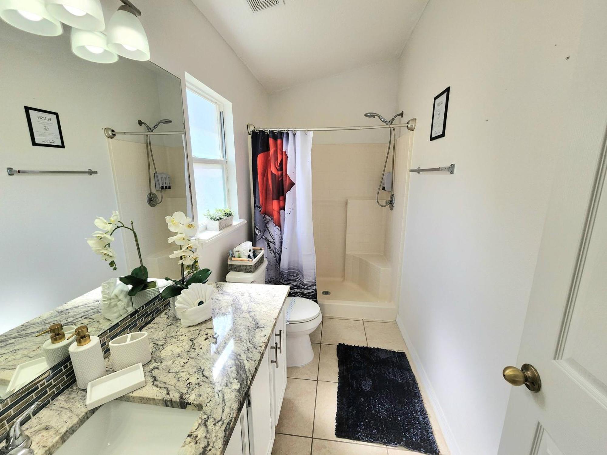Close To Parks/amazing Private Pool Holiday home *