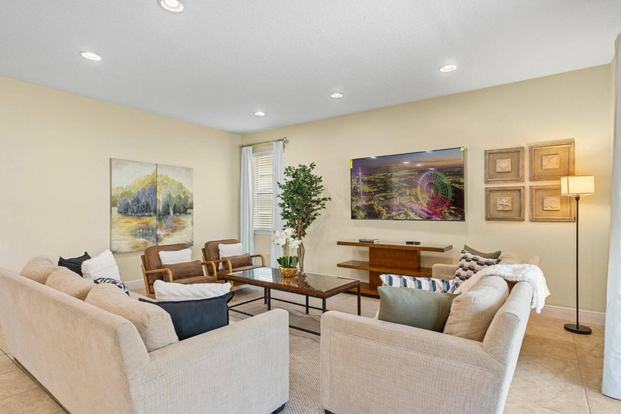 Lovely 5 Bedroom With Pool At Encore Holiday home Orlando