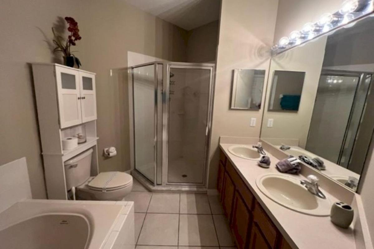 Glenbrook Pool 4 Bed 3 Bath Holiday home