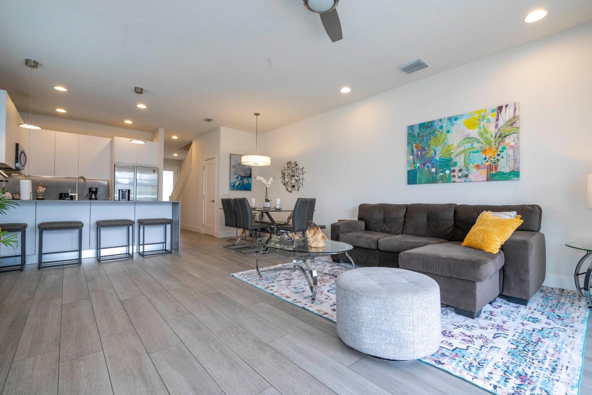 Comfortable Near & Private Pool 17414 Holiday home Orlando