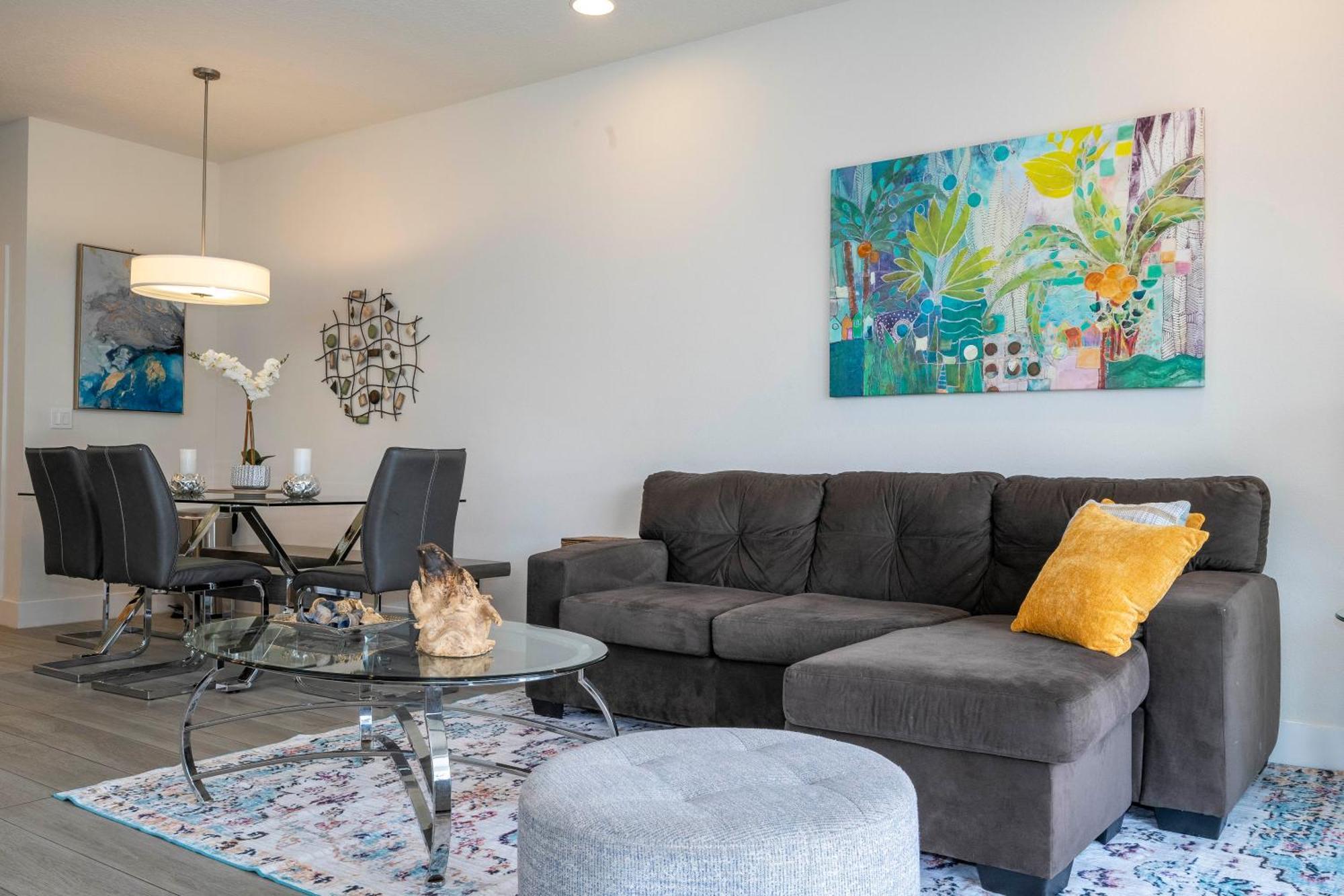 Comfortable Near & Private Pool 17414 * Orlando