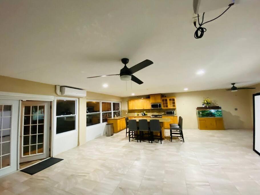 Peaceful 5-bedroom House With Pool! *