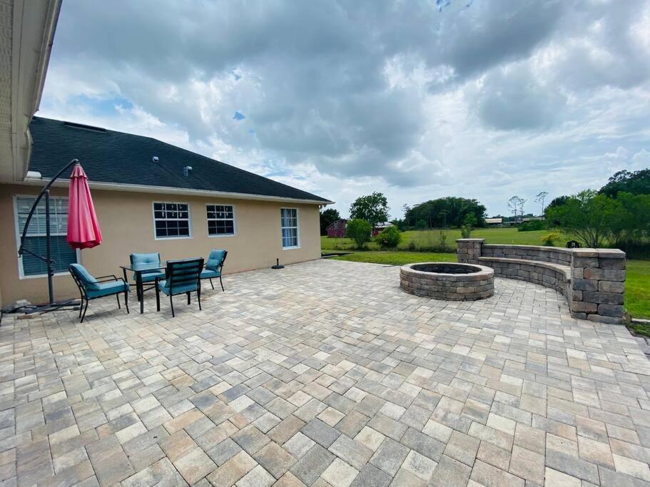 Peaceful 5-bedroom House With Pool! Holiday home *