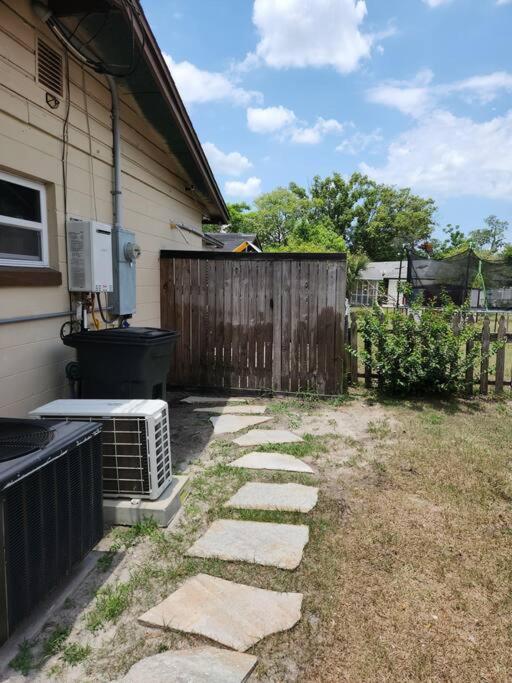 Private Efficiency Apartment *