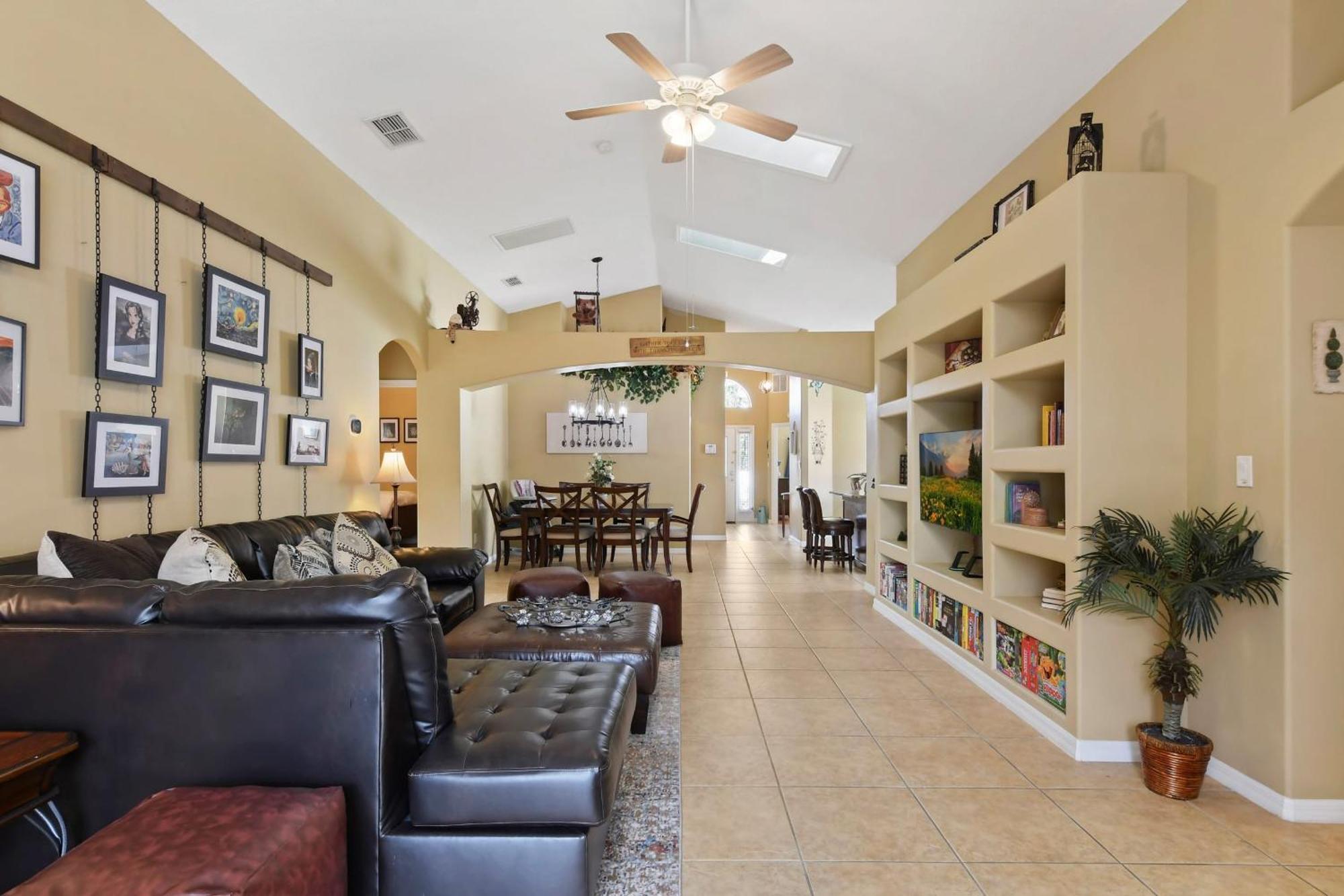 Stunning 5 Bedrooms Pool Home-game * Orlando