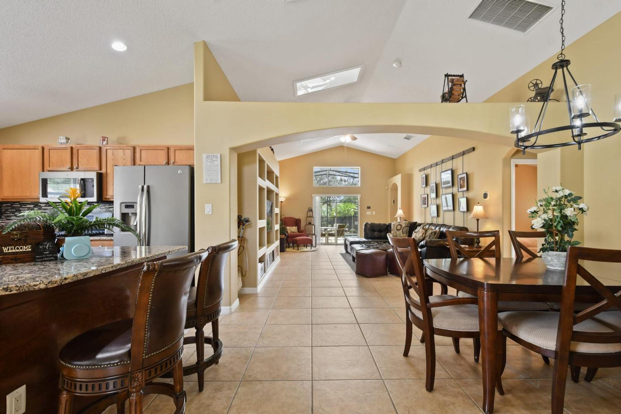 Stunning 5 Bedrooms Pool Home-game Holiday home Orlando