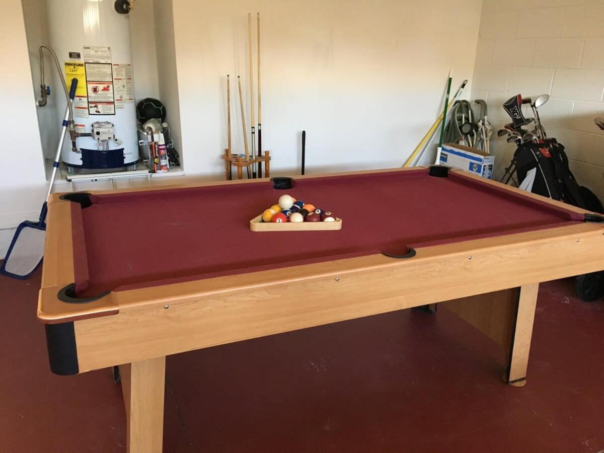 4 Bedroom House South Facing Pool Game Holiday home *