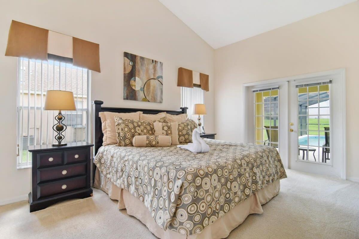 4 Bedroom House South Facing Pool Game Holiday home Orlando