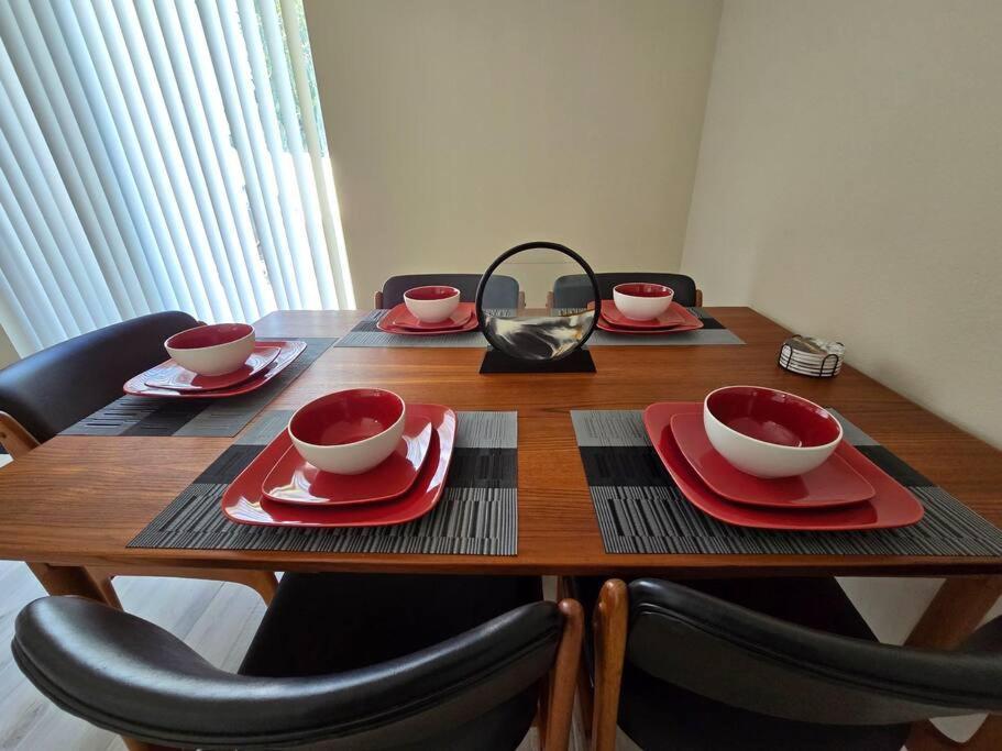 Mid-century Oasis Near * Orlando