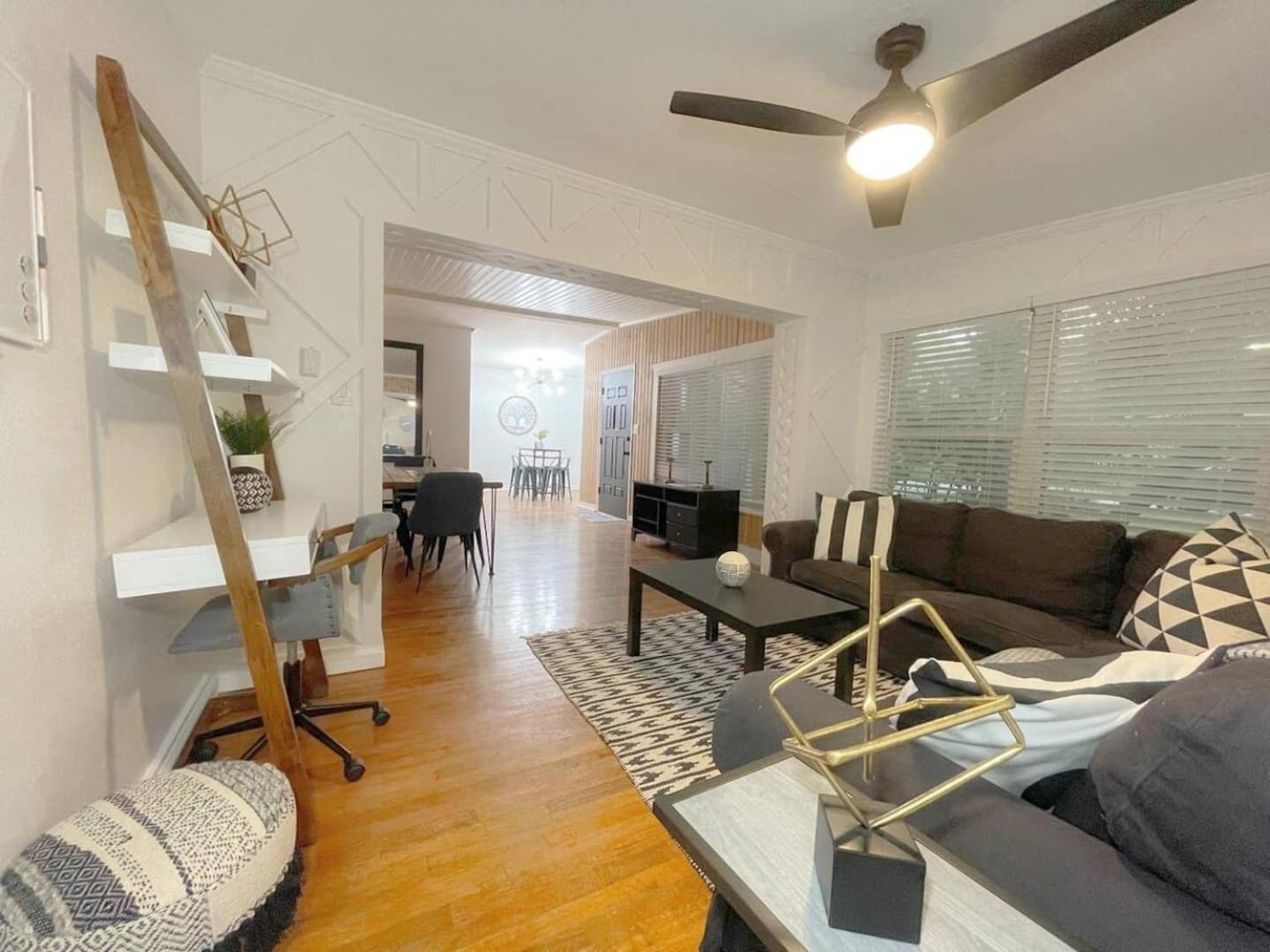 Pet-friendly 3br 20 Min To Mco & Holiday home *