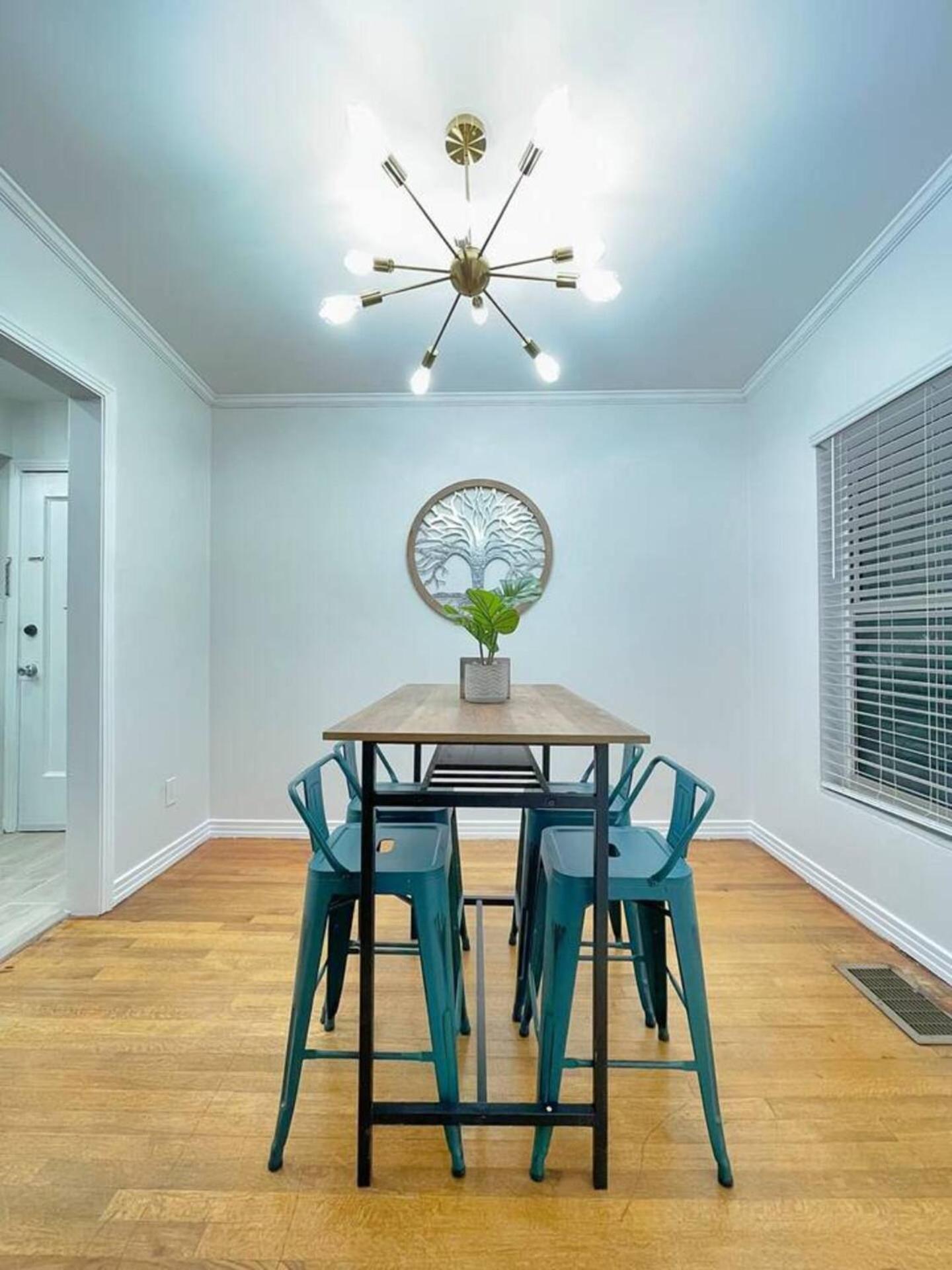 Pet-friendly 3br 20 Min To Mco & Orlando