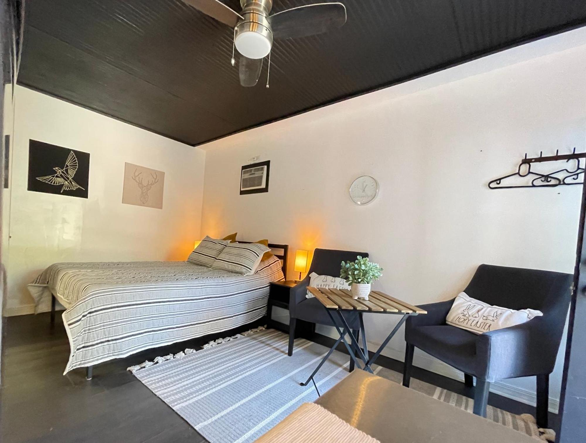 Lovely Spacious In Mills 50 District *
