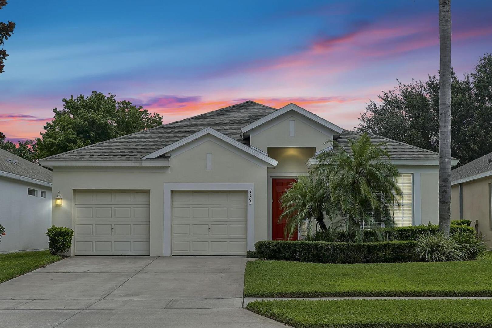 3 Miles To Disney, Water Park, Kids Rooms, Pool Table, Air Hockey, Private Pool And Holiday home Orlando