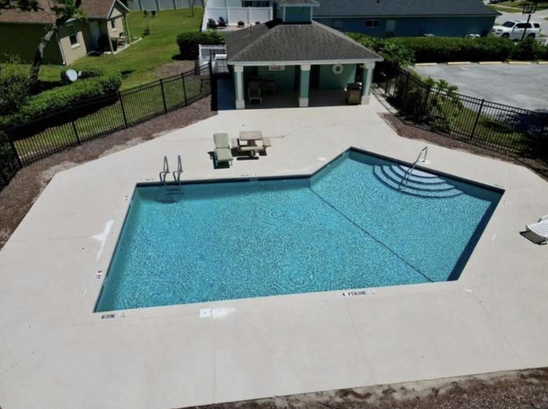 Mid-century Oasis Near * Orlando