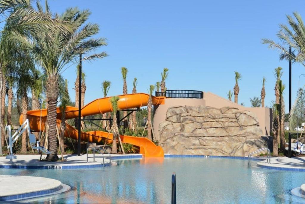 5 Bedrooms - 4,5 Bathrooms - Solterra 4618 Td Orlando