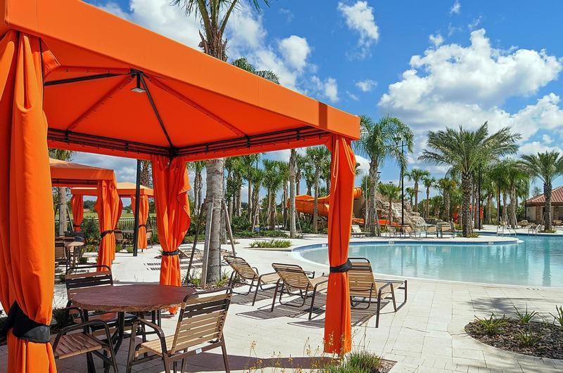 5 Bedrooms - 4,5 Bathrooms - Solterra 4618 Td Holiday home Orlando