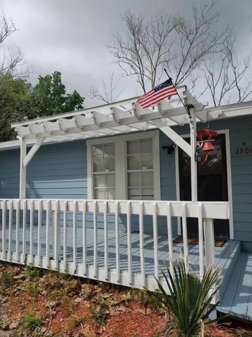 Speed World Entire Fenced Gated Big Land! Holiday home Orlando