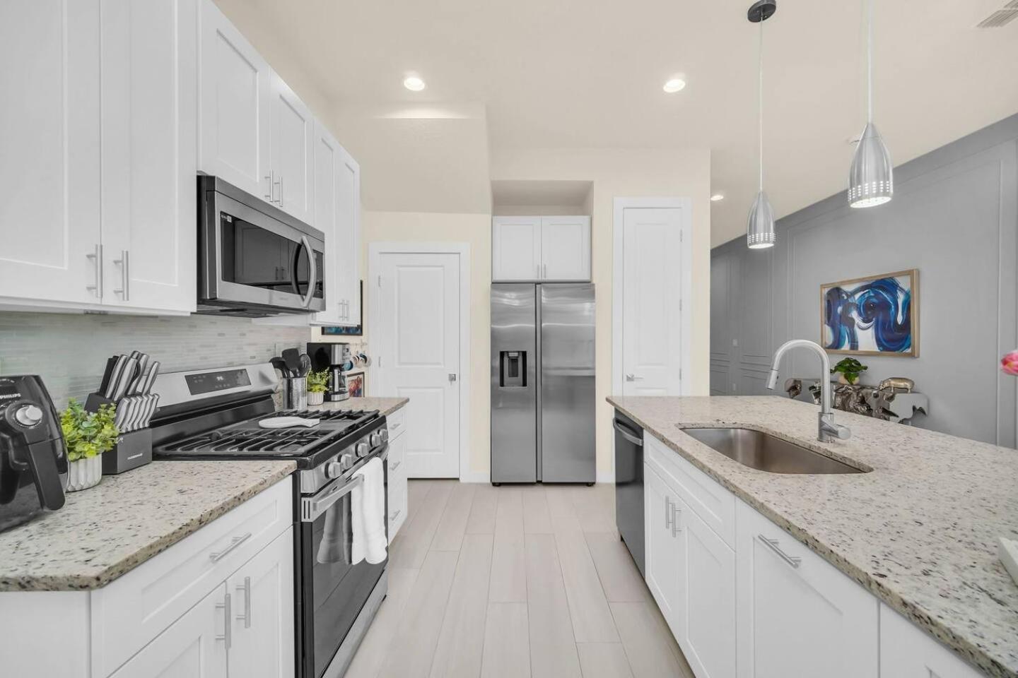 3bd 3ba Themed House Near Holiday home
