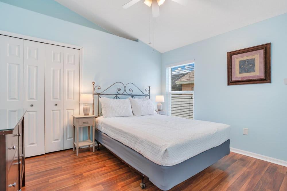 Relaxing Retreat With Pool And Movie Theater Holiday home Orlando