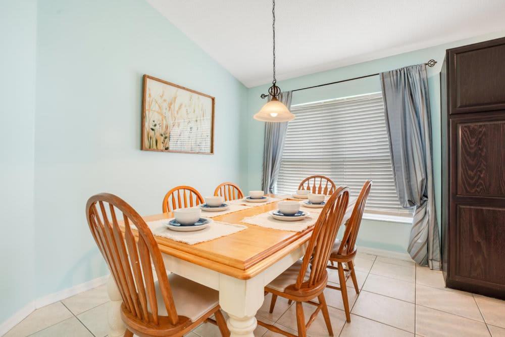Relaxing Retreat With Pool And Movie Theater Orlando