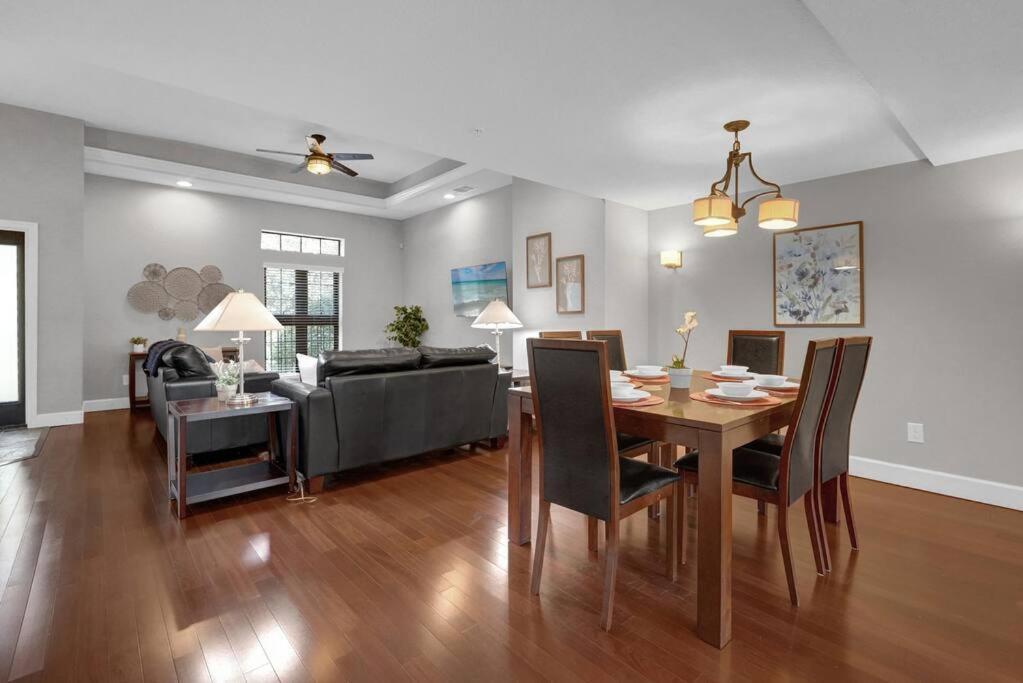 Beautiful 4br Family Townhome At Area Holiday home Orlando