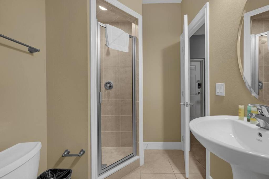 Holiday home Beautiful 4br Family Townhome At Area *