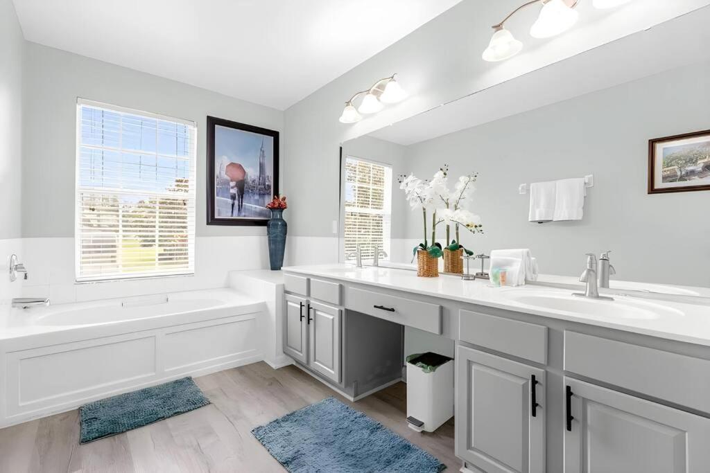 Rooftop Blissful Apartment Orlando