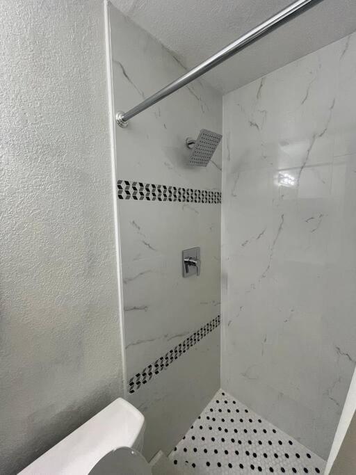 Modern 3bedroom 2 Bathroom Near Universal Orlando