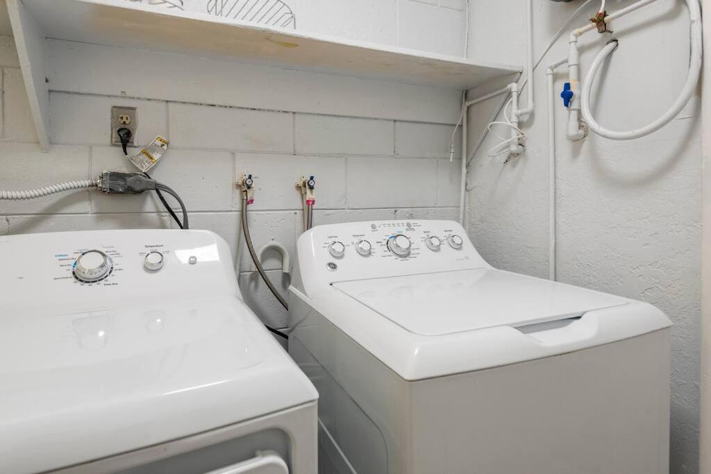 Modern 3bedroom 2 Bathroom Near Universal Holiday home