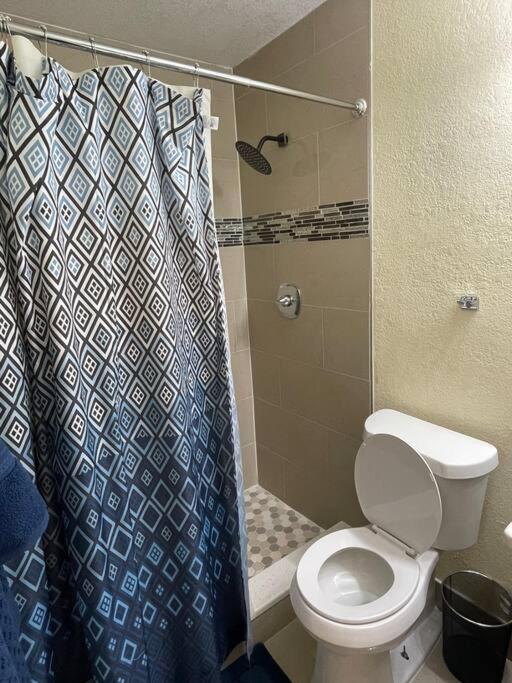 Modern 3bedroom 2 Bathroom Near Universal Orlando