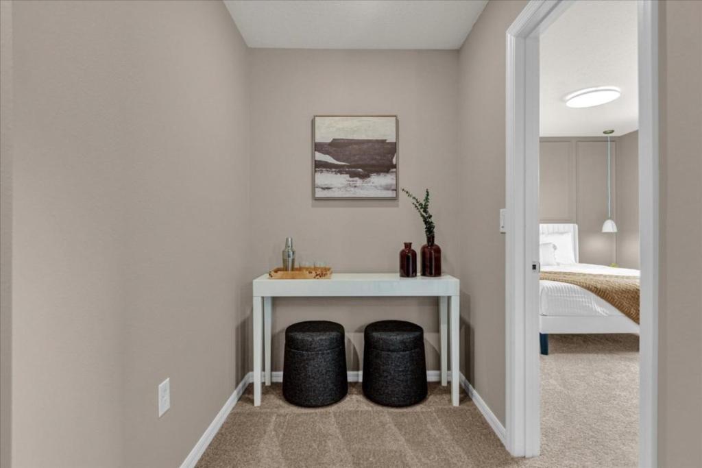 10 Bedrooms- 8 Bathrooms- Windsor Cay 16340 Sk Holiday home Orlando