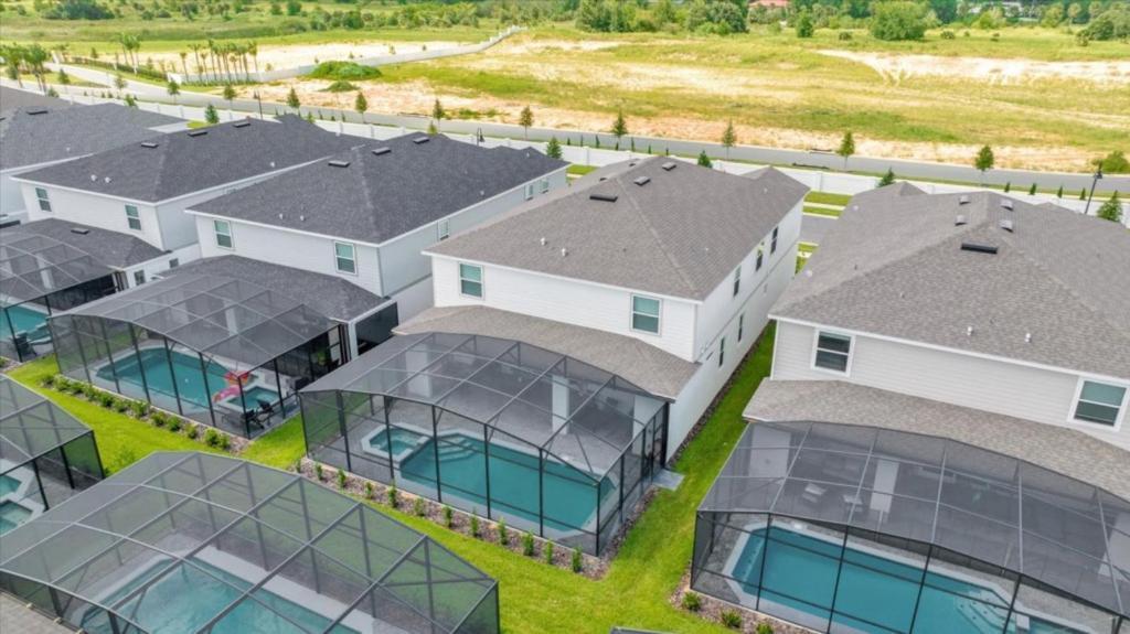 Holiday home 10 Bedrooms- 8 Bathrooms- Windsor Cay 16340 Sk Orlando