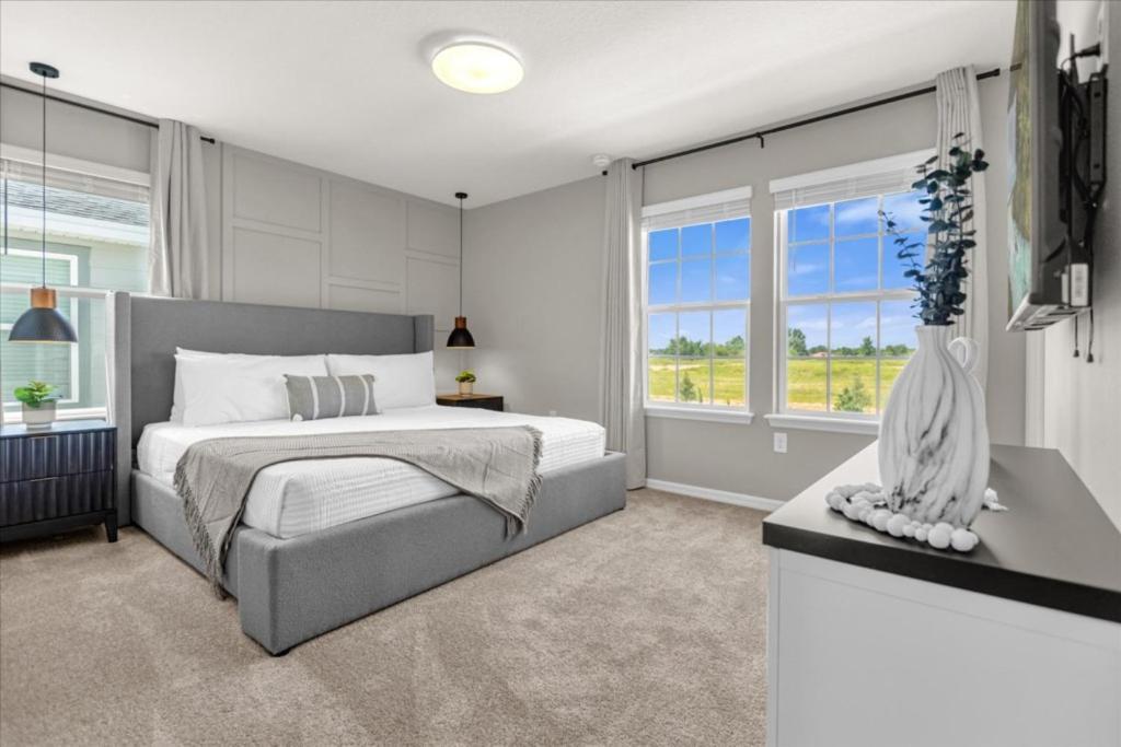 Holiday home 10 Bedrooms- 8 Bathrooms- Windsor Cay 16340 Sk *