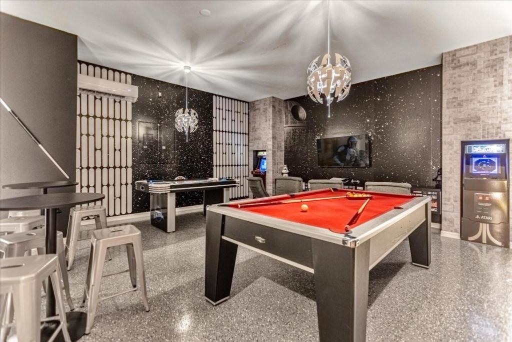 Holiday home 10 Bedrooms- 8 Bathrooms- Windsor Cay 16340 Sk Orlando