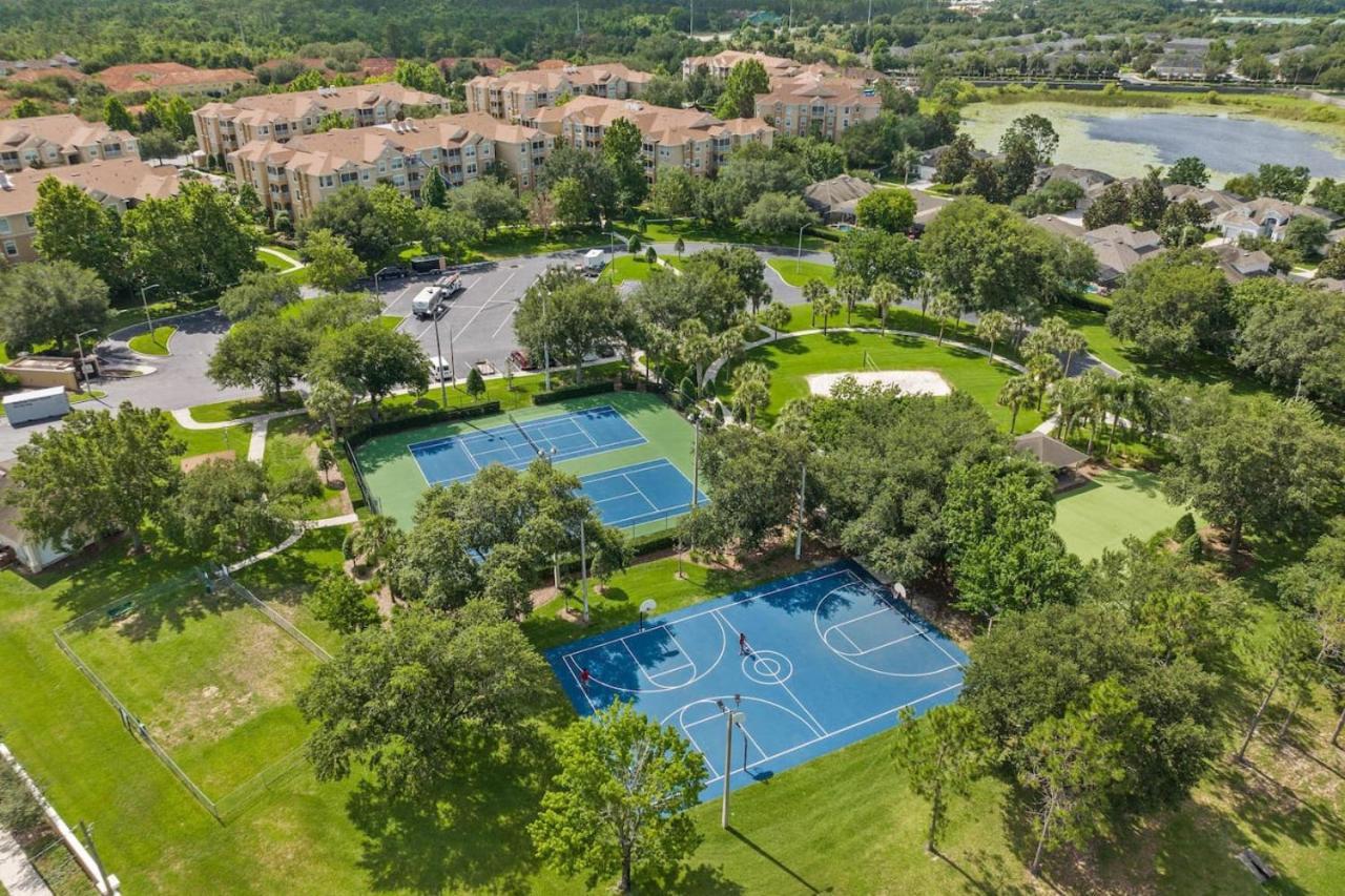 Wheelchair-friendly Near World Holiday home