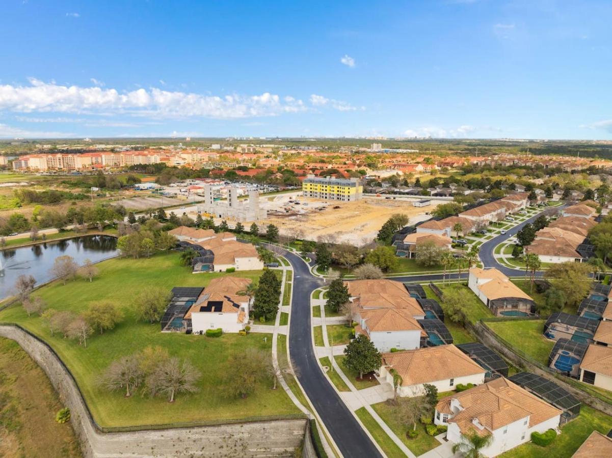 Wheelchair-friendly Near World Holiday home